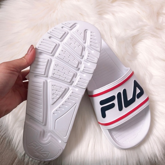 !Last one! Sz 9 FILA® Sleek Women's Slide Sandals - Picture 3 of 6